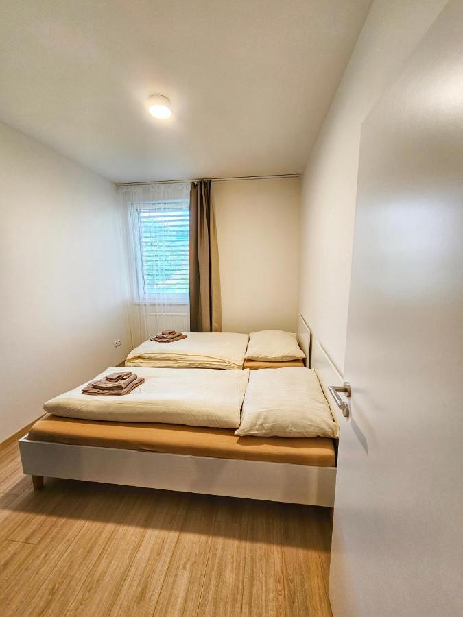 3 Room Apartment 2X Balcony, New Building, 21 Bratislava Exterior photo